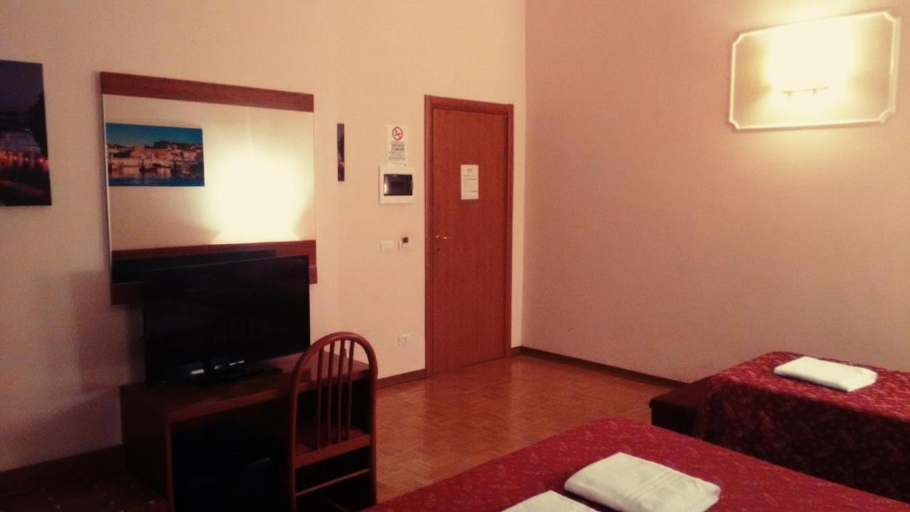 A Casa Di Mei Рим Экстерьер фото